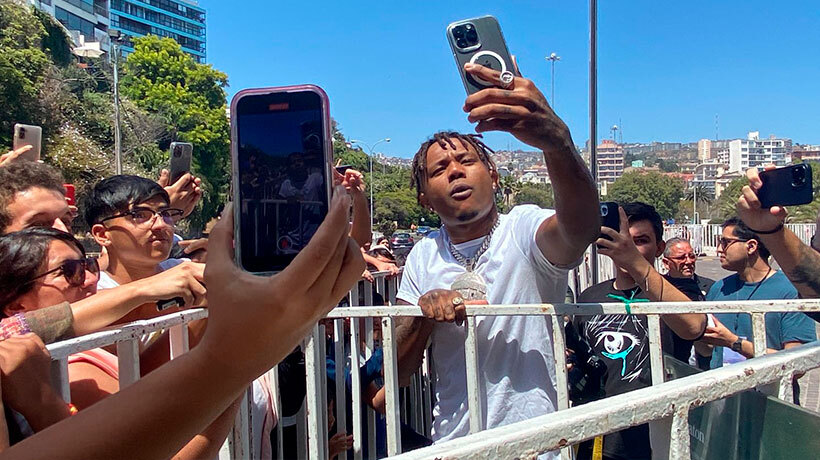 Polimá y Di Mondo encienden el ambiente en el Sheraton: salieron a saludar a los fans