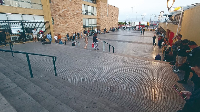 Déficit de médicos genera gran congestión en renovación de licencias de conducir