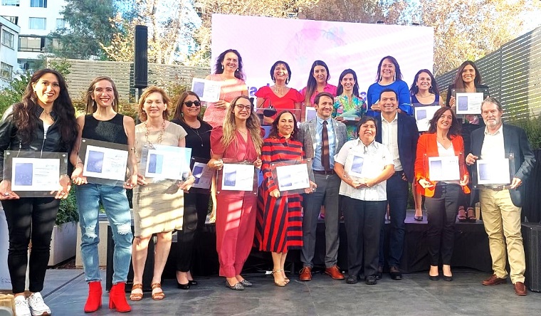 Asociación de Energías Renovables realizó la primera versión del reconocimiento “Mujer Destacada Acera 2023” Asociación de Energías Renovables realizó la primera versión del reconocimiento “Mujer Destacada Acera 2023”