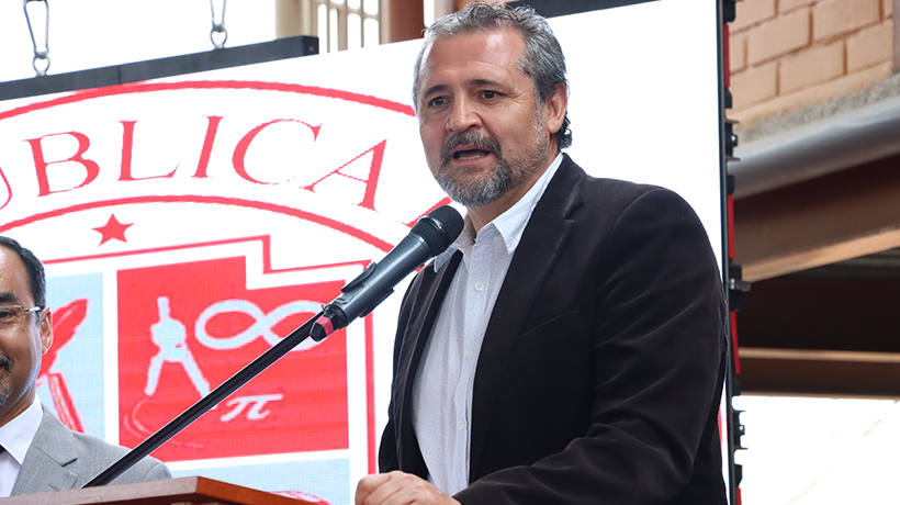 Alcalde de Quillota manifestó a seremi su intención de mantener la educación pública a cargo del municipio