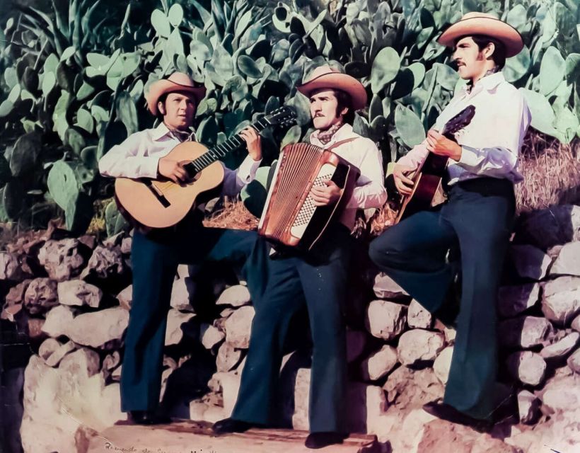 En Paillaco nombran hijos ilustres a los fundadores de Los Reales del Valle y Las Sureñitas