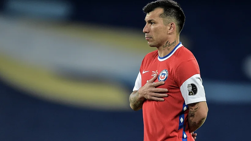 Ex pareja de Gary Medel realizó polémicas acusaciones: "Me callé por varios años"