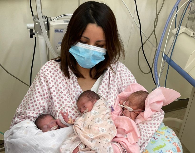 Puerto Montt: padres de trillizas piden apoyo para enfrentar gastos médicos tras el nacimiento de sus hijas Puerto Montt: padres de trillizas piden apoyo para enfrentar gastos médicos tras el nacimiento de sus hijas