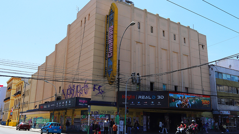 Municipio de Valparaíso por edifico del exCine Hoyts: "Por su historia, debiera cumplir un rol cultural" Municipio de Valparaíso por edifico del exCine Hoyts: "Por su historia, debiera cumplir un rol cultural"