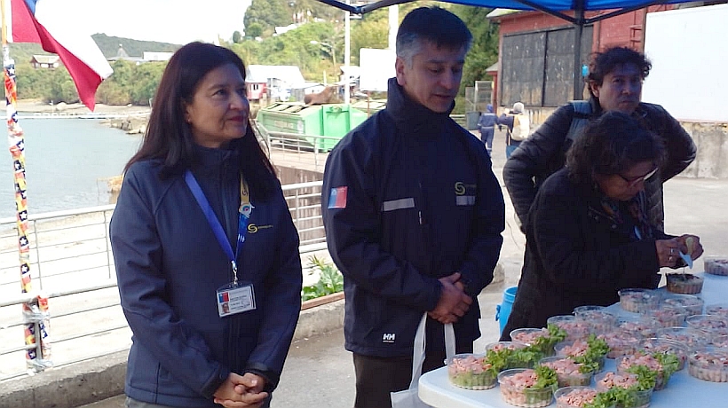 En mercado Angelmó llaman a la extracción, venta y consumo responsable de productos del mar en Semana Santa