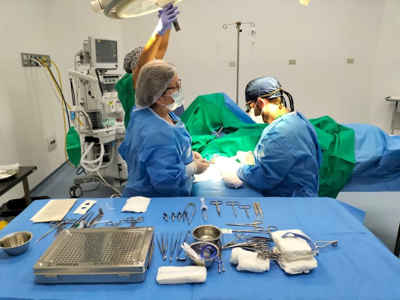 Hospital de Corral realiza con éxito cirugías vasculares de fístula arteriovenosas