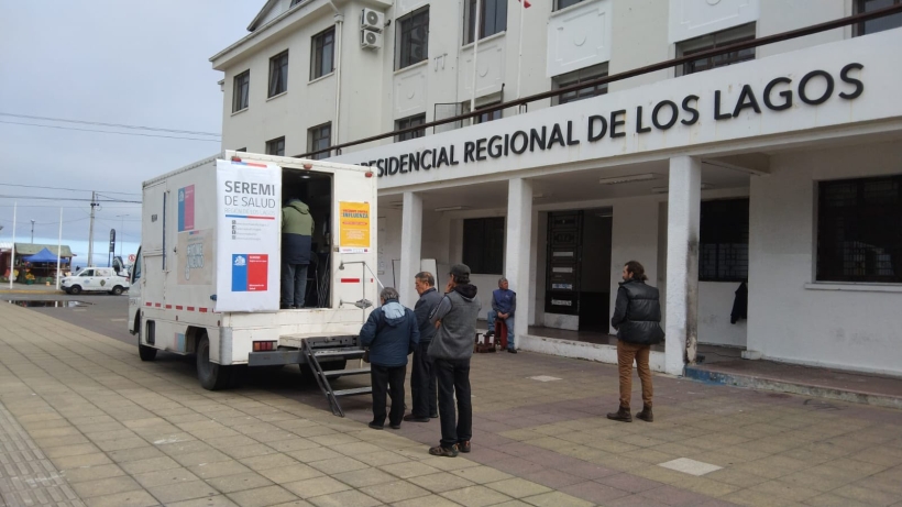 En plaza de Puerto Montt se vacuna hoy contra influenza y Covid