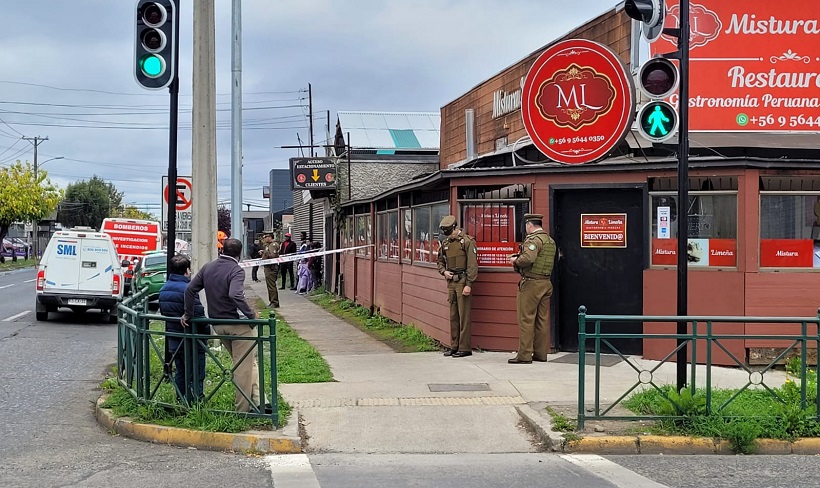 Incendio en céntrico restaurante de Temuco deja una víctima fatal