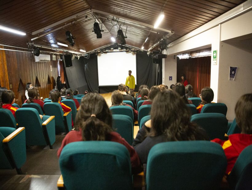 Corporación Cultural de Puerto Montt y Escuela España comienzan trabajo colaborativo en apoyo a estudiantes