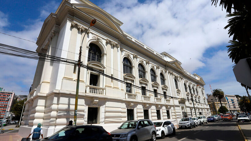 Con una exposición la Biblioteca Santiago Severín de Valparaíso celebra 150 años