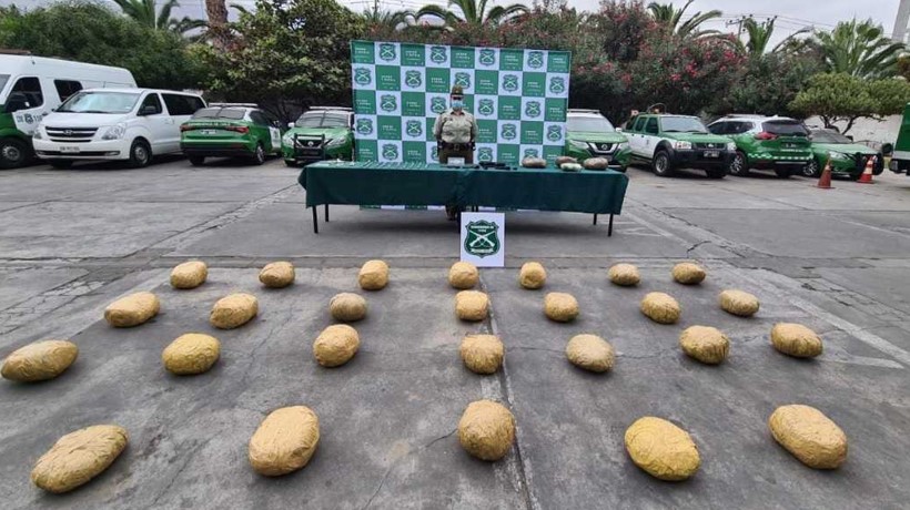 VIDEO Detienen a 63 personas y decomisan 32 kilos de drogas en Tarapacá