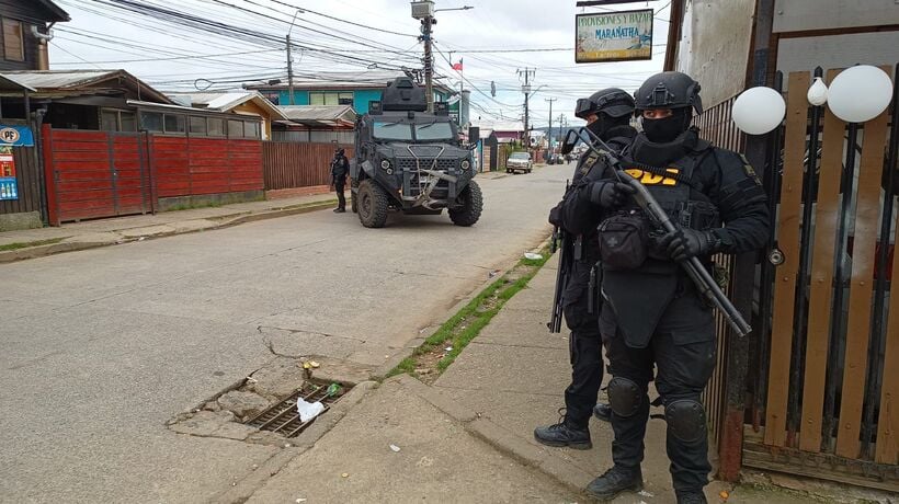 Con 12 detenidos terminó mega operativo en dos poblaciones de Valdivia