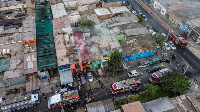 Incendio afectó vivienda en la comuna de Iquique