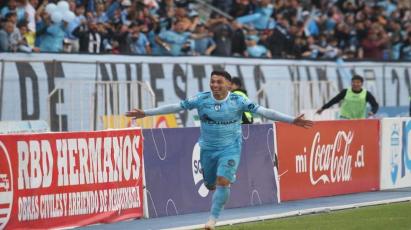 Deportes Iquique derrotó 3-0 a la Universidad de Chile en el Tierra de Campeones Deportes Iquique derrotó 3-0 a la Universidad de Chile en el Tierra de Campeones