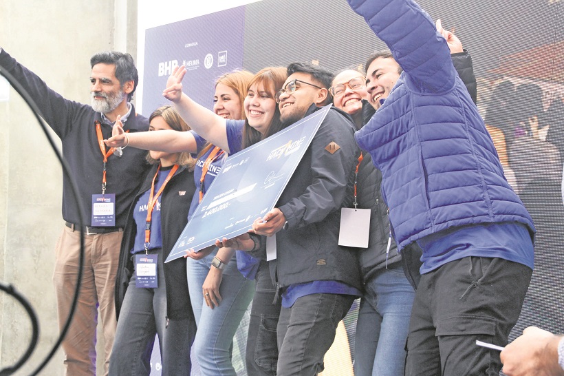 Tres equipos de UA y UCN ganaron la búsqueda de talento de Hackamine 2024