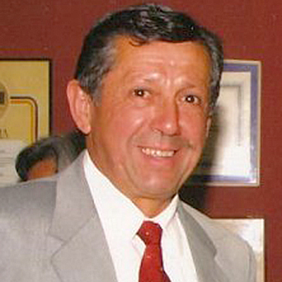 Enrique Olivares Farias