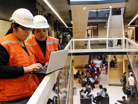 Un viaje al interior del nuevo edificio Luis Cousiño, recuperado por el