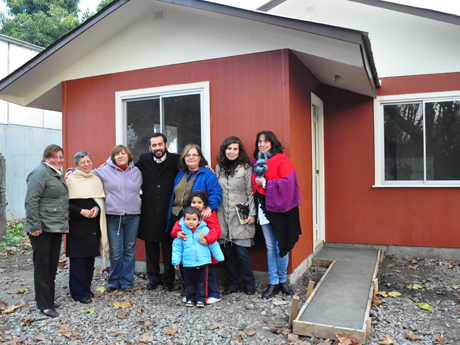 31 Familias chillanvejanas recibieron subsidio habitacional