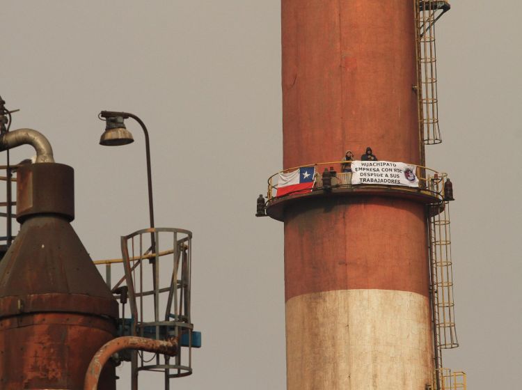 Esta noche bajó de la chimenea el último de los manifestantes de
