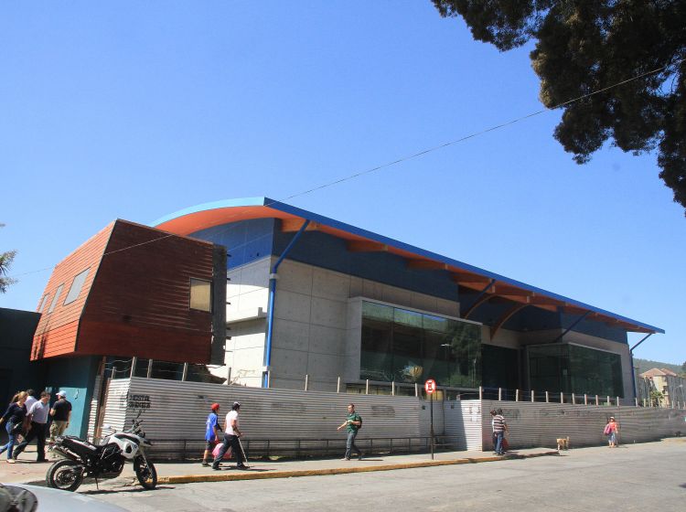 Terminal Rodoviario Camilo Henriquez