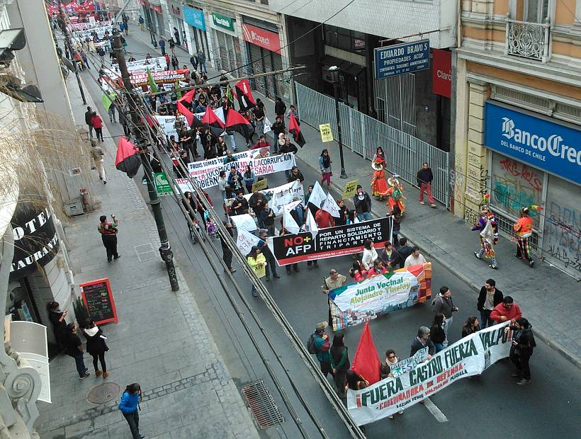 Adherentes de la CUT ya marcharon por las calles de Valparaíso en el
