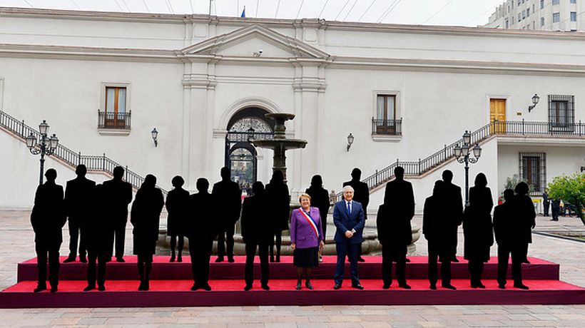 El cambio de gabinete será el lunes a las 9:00 | soychile.cl