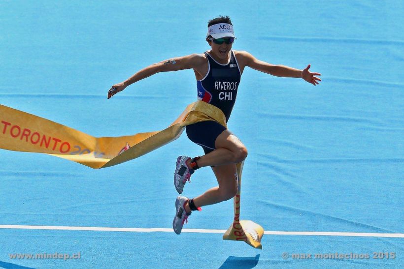 La triatleta Bárbara Riveros ganó oro para Chile en ...