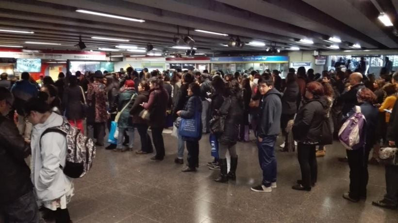 Metro retomó su servicio entre Salvador y Los Leones tras revisión de las  vías