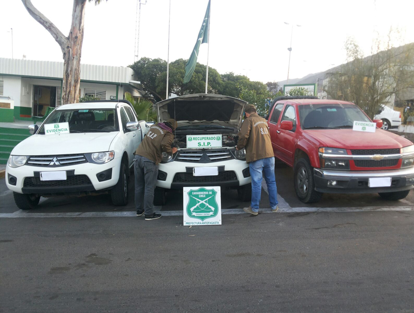 Cuatro jóvenes fueron detenidos tras ser sorprendidos robando tres