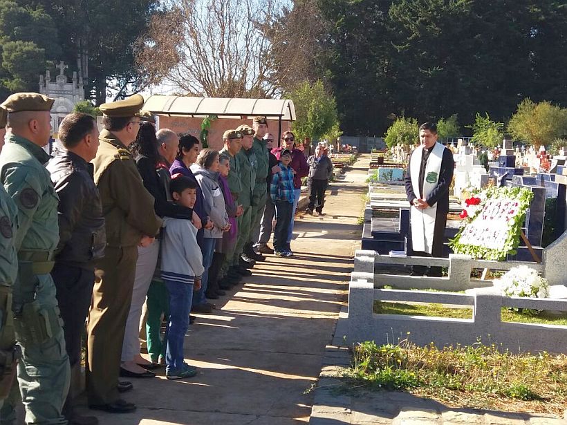 Conmemoraron cuatro años del asesinato en Ercilla del carabinero Hugo Albornoz | soychile.cl