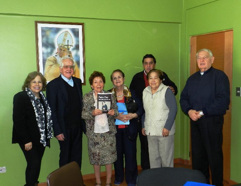 El libro Padre Eloy: Memoria Agradecida fue presentado en el Obispado de  Chillán