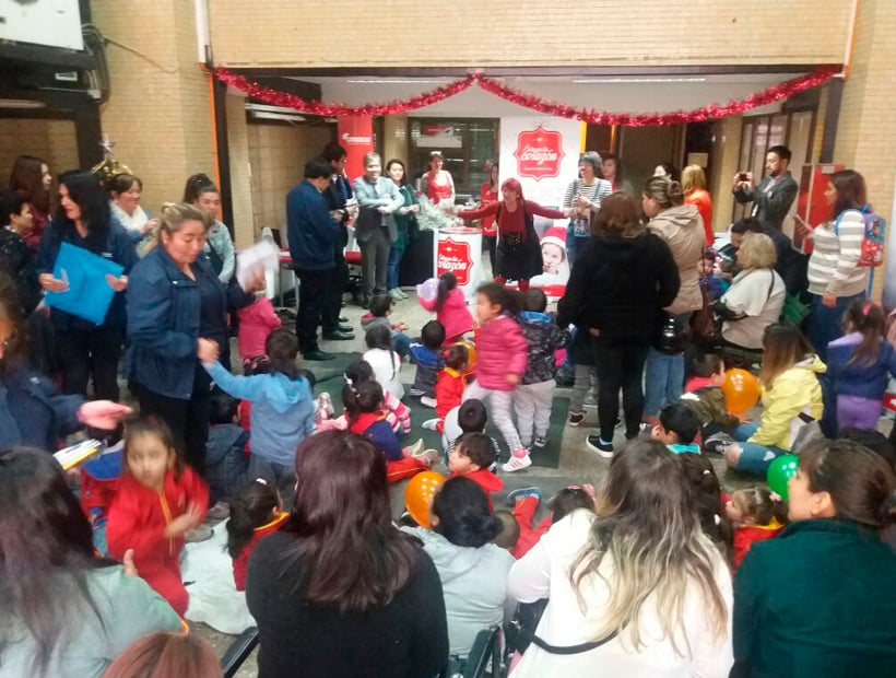 Correos de Chile lanzó su campaña de navidad 