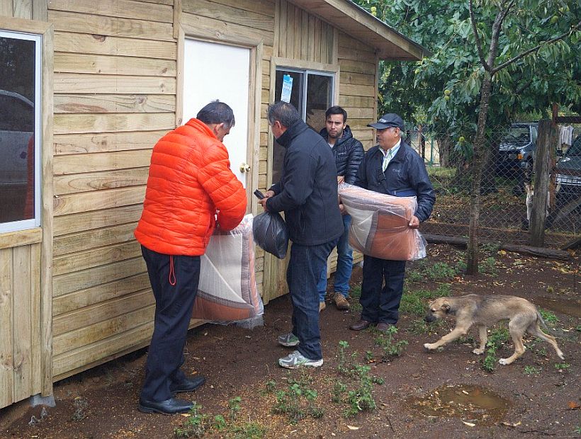 Municipalidad de Collipulli entregó casas a vecinos que ...