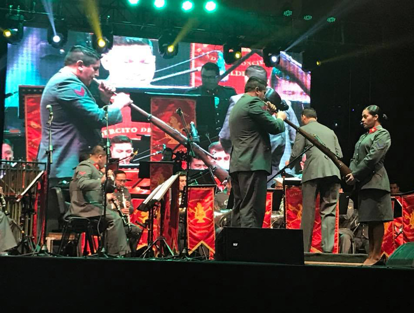 La banda de concierto del Ejército y los Cuatro Cuartos deleitaron ... La banda de concierto del Ejército y los Cuatro Cuartos deleitaron ...