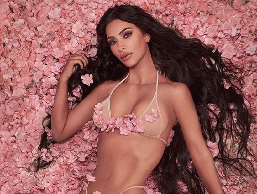 Kim Kardashian revolucionó Instagram con infartante micro bikini Chanel