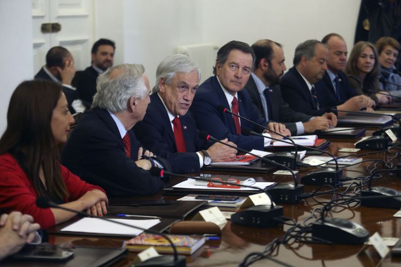 Piñera encabezó un nuevo Consejo de Gabinete: 