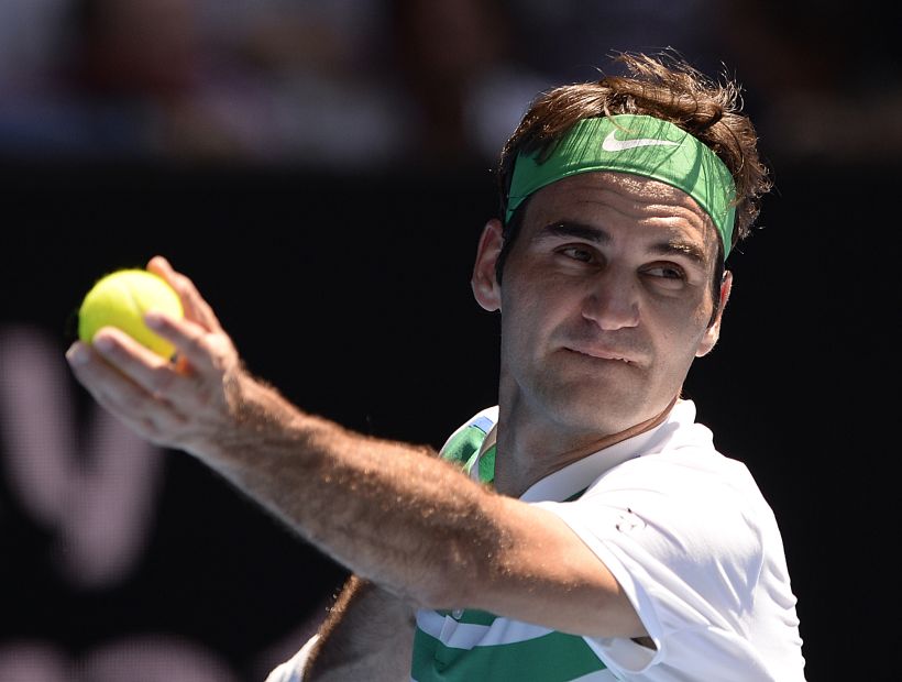 Nishikori derrotó a Federer en el estreno de las Finales ATP