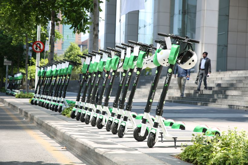 Más de 200 scooters eléctricos ya están disponibles en La Reina y Las Condes
