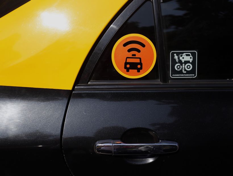 Taxistas por alianza entre Easy Taxi y Cabify: 
