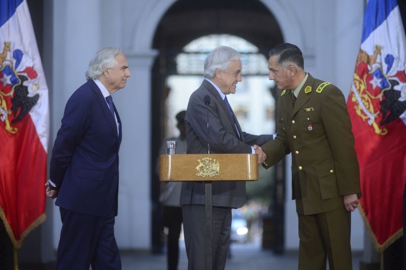 Piñera designó a Mario Rozas como nuevo general director de Carabineros