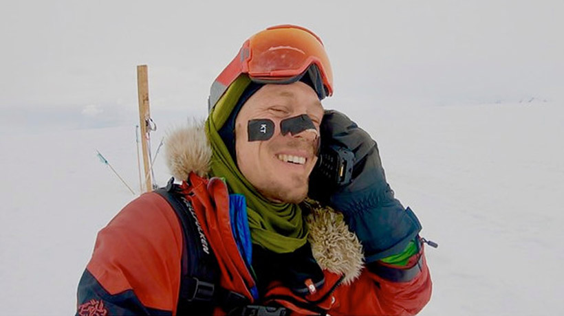 Estadounidense se convirtió en la primera persona en atravesar solo y sin ayuda la Antártica