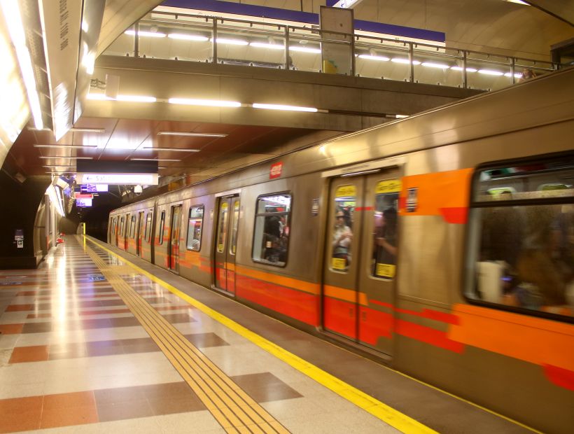 Metro ampliará su servicio hasta la madrugada este Año Nuevo