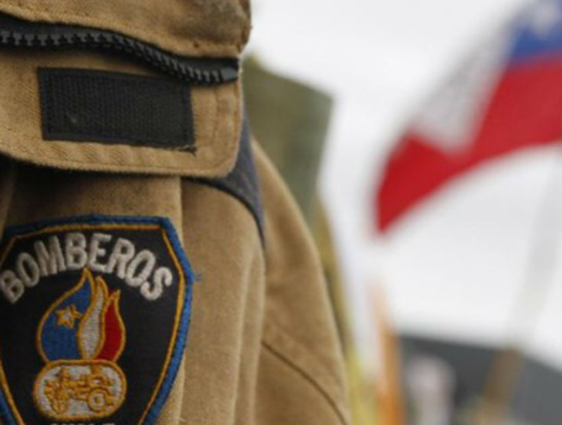 Incendio en La Florida: bomberos encontraron el cuerpo de un hombre entre escombros