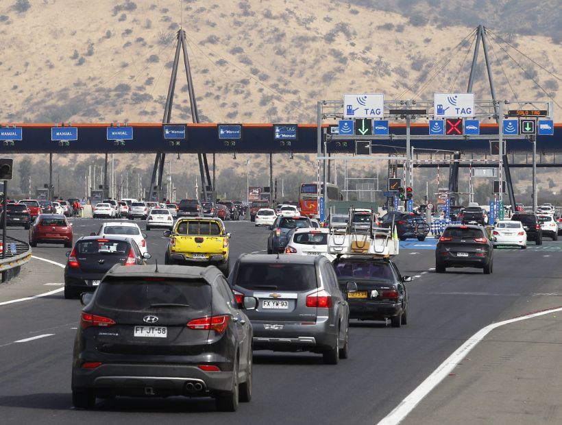 292 mil vehículos vuelven a Santiago durante esta jornada