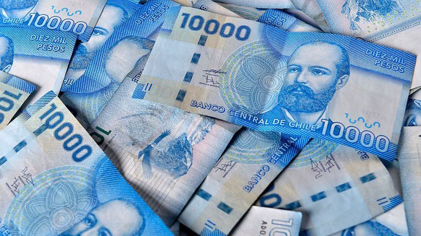 El sueldo mínimo aumentó a 301 mil pesos