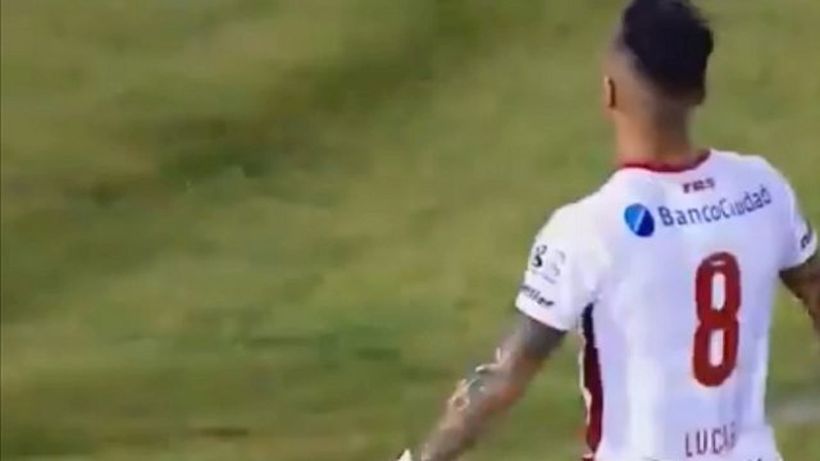 [VIDEO] Lucas Barrios perdió un penal en derrota de Huracán ante San Lorenzo por la Copa Superliga Argentina
