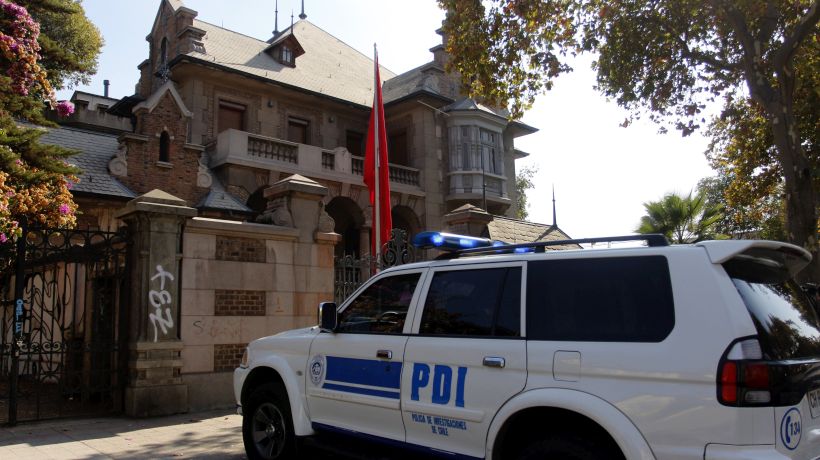 PDI detuvo a dos personas por robo a Museo de la Solidaridad