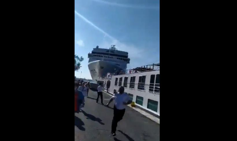 [VIDEO] Cinco heridos por el impacto de un crucero contra muelle en un canal de Venecia