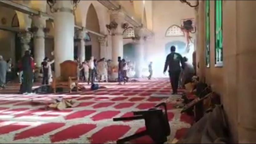 [VIDEO] Graban ataque de fuerzas israelíes al interior de mezquita en Jerusalén