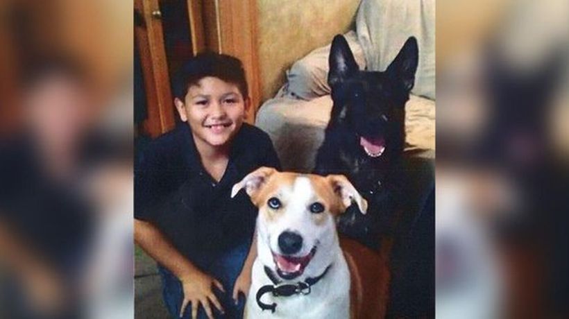 Encadenaron a su hijo de 12 años con un collar de perro y lo dejaron morir de hambre